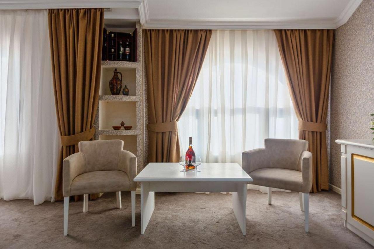 Maris Hotel บากู ภายนอก รูปภาพ